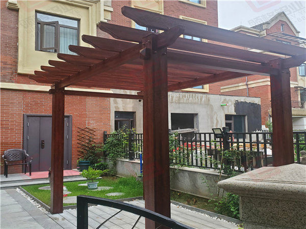 ���������~С��